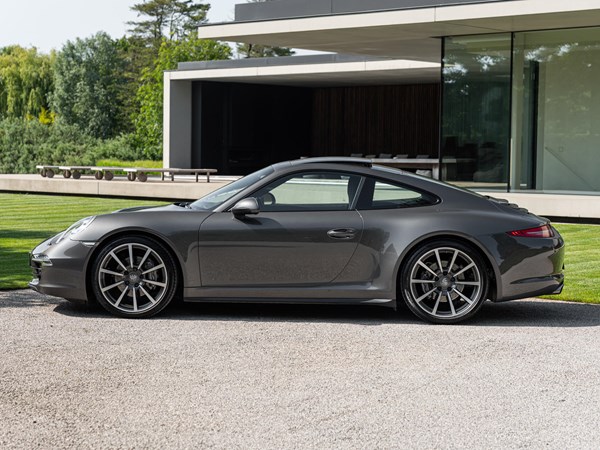 PORSCHE 991.1 CARRERA 4